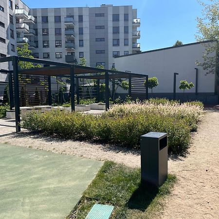Warsaw Airport Wyscigi - City And Green View Apartment With Underground Garage Ngoại thất bức ảnh