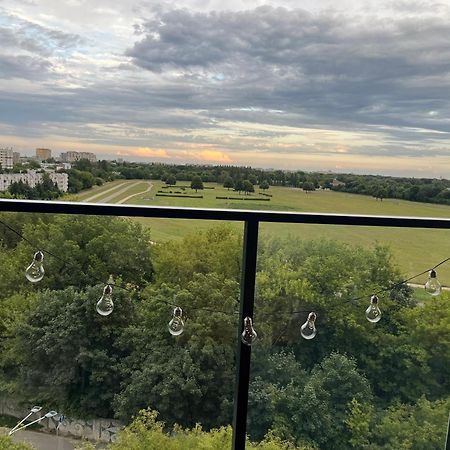 Warsaw Airport Wyscigi - City And Green View Apartment With Underground Garage Ngoại thất bức ảnh