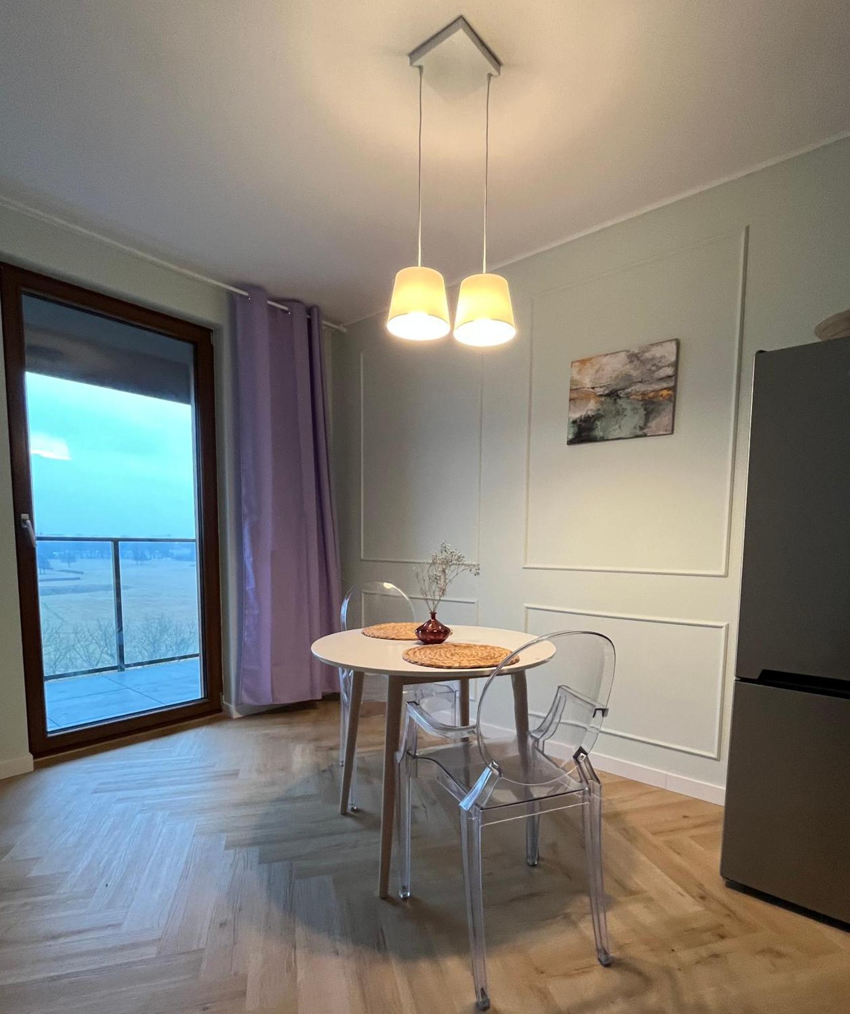 Warsaw Airport Wyscigi - City And Green View Apartment With Underground Garage Ngoại thất bức ảnh