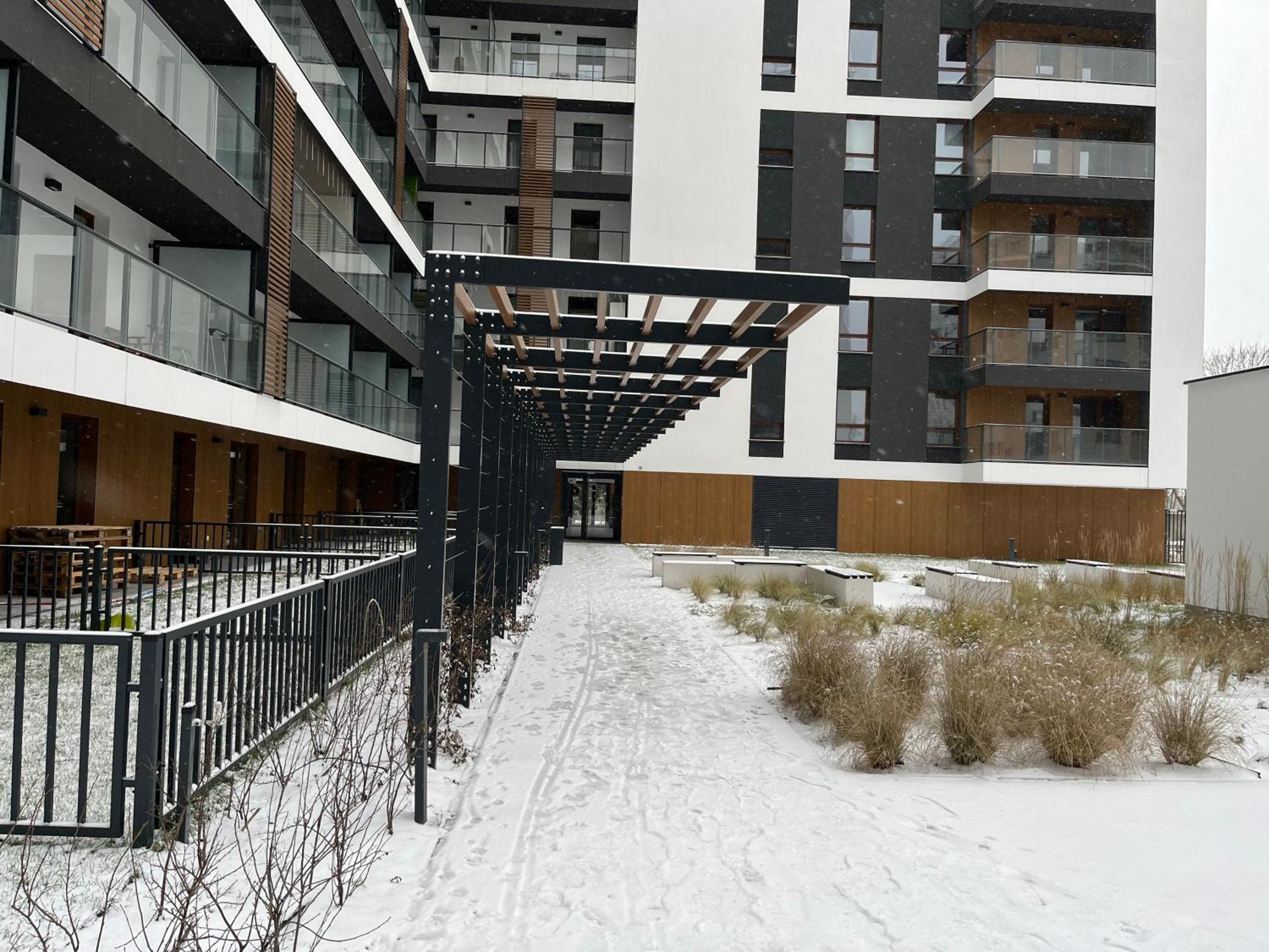 Warsaw Airport Wyscigi - City And Green View Apartment With Underground Garage Ngoại thất bức ảnh