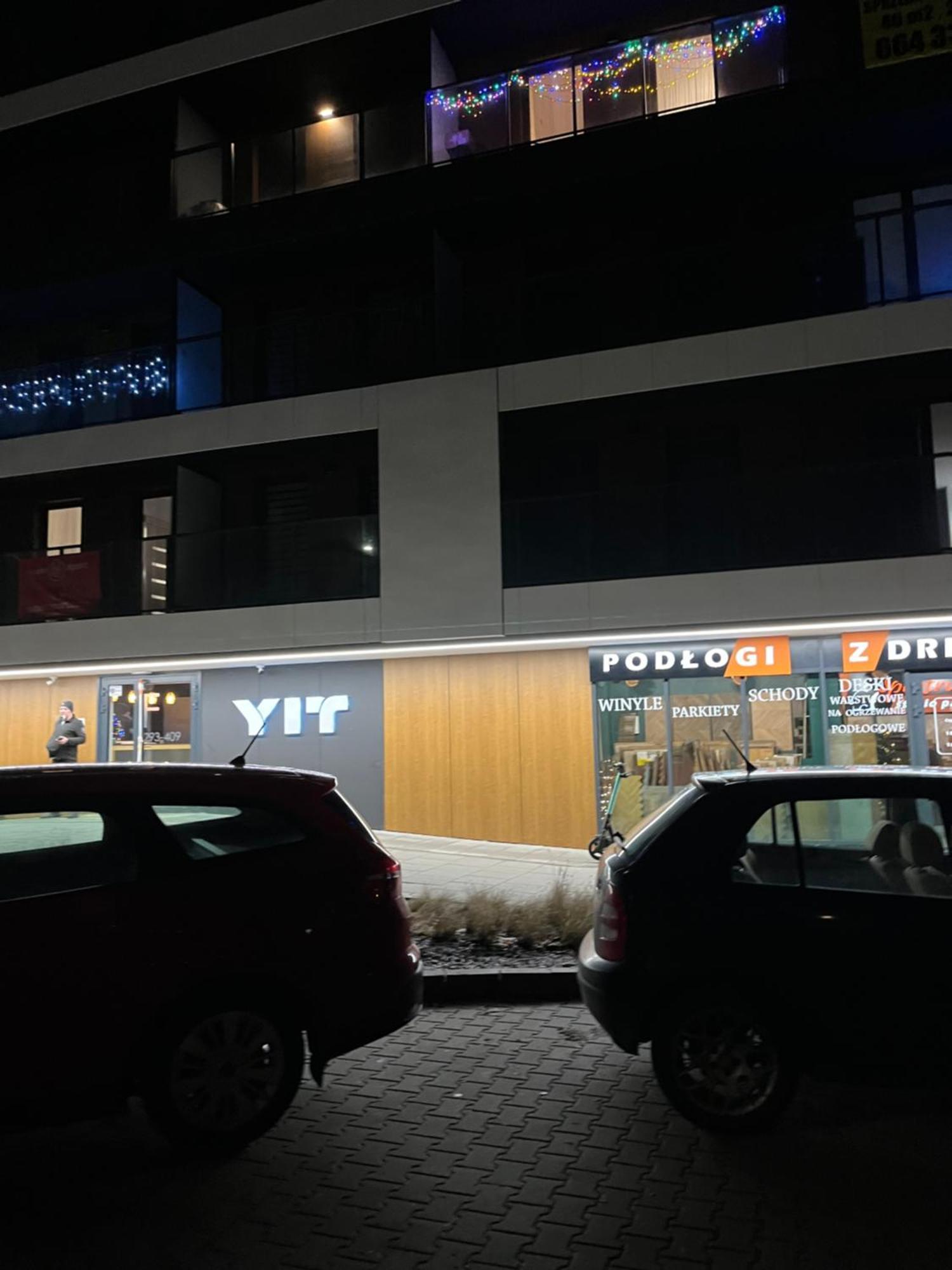 Warsaw Airport Wyscigi - City And Green View Apartment With Underground Garage Ngoại thất bức ảnh